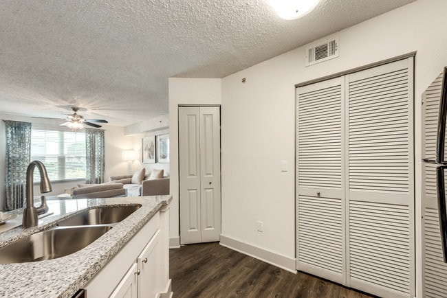 Building Photo - Bahia Cove Apartments