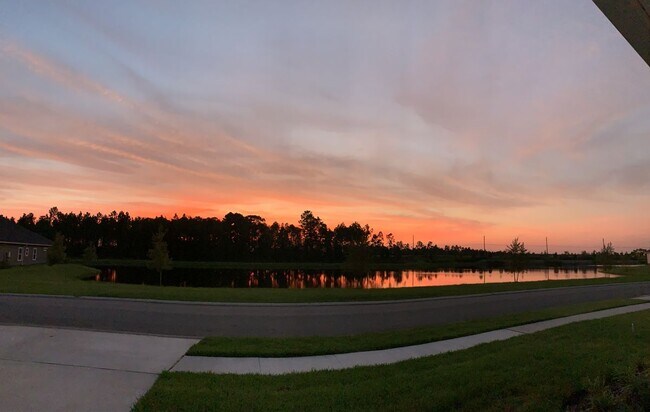 Foto del edificio - 354 Hutchinson Ln