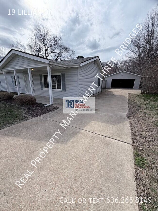 Foto del edificio - 19 Lillian Dr