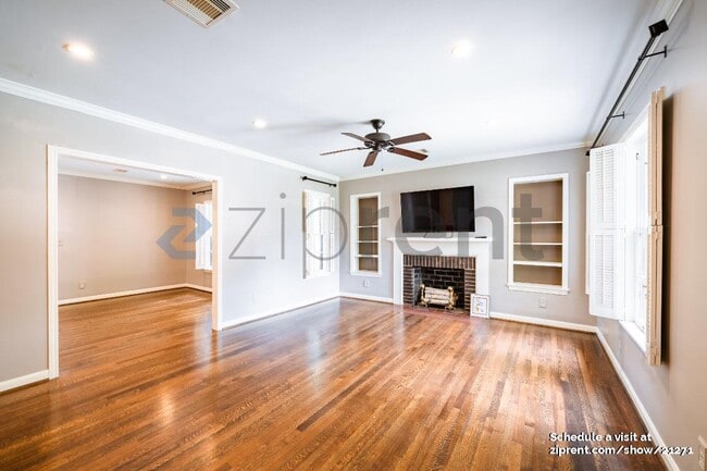 Building Photo - 2139 Dryden Rd