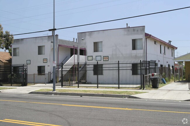 Building Photo - 732-743 E 108th St