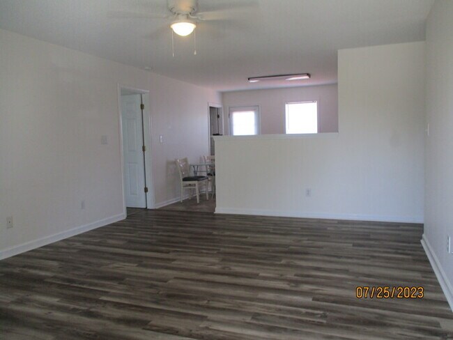 Foto del edificio - 279 Southaven Ct