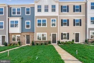 Building Photo - 44 Brookfield Mews