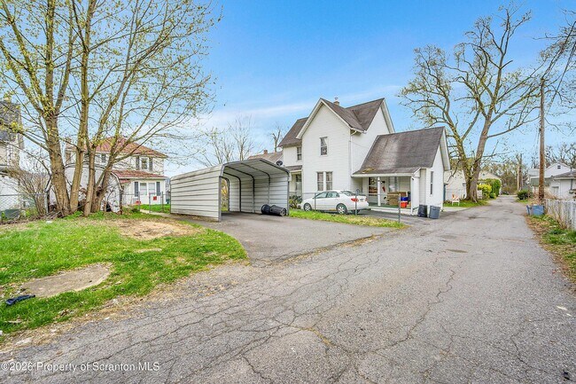 Foto del edificio - 1425 Church Ave