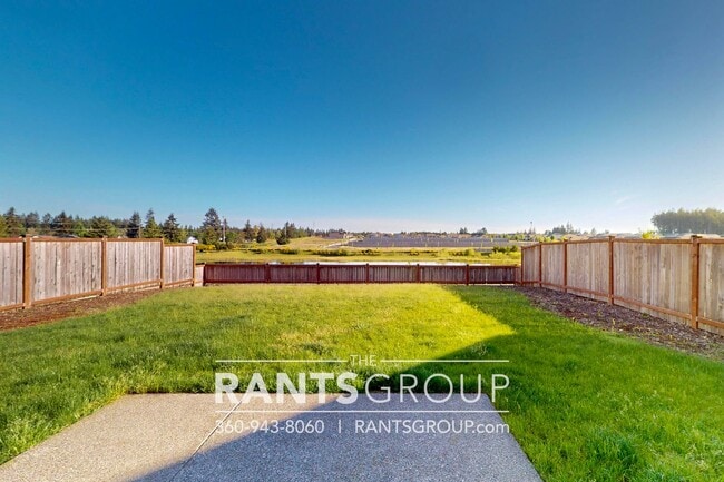 Building Photo - Great Location!  Quiet Neighborhood! Easy ...