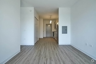 Building Photo - 809 W Van Buren St