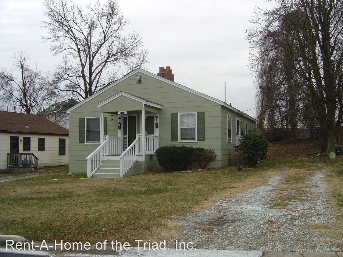 1 br, 1 bath House 1713A Sherwood Street House for Rent in Greensboro, NC