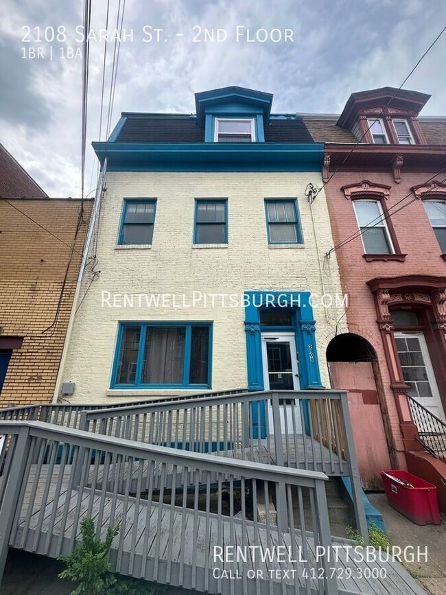 Building Photo - 2108 Sarah St