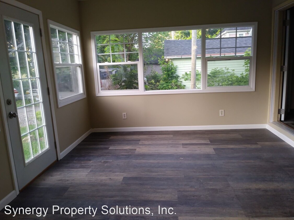 Foto principal - 3 br, 1 bath House - N Columbus St 717 Cra...