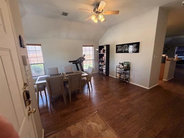 Foto del edificio - 9120 Bedford Ln