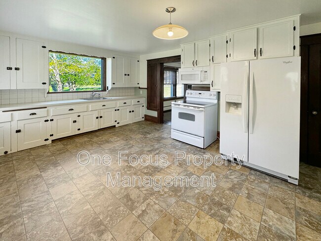 Foto del edificio - 922 Quaker State Rd