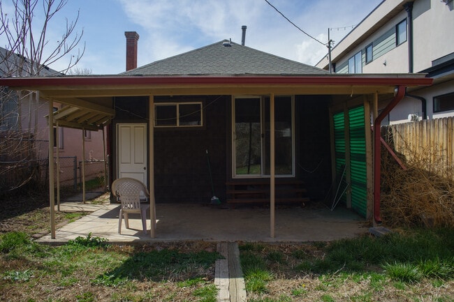 Building Photo - 2138 Lowell Blvd