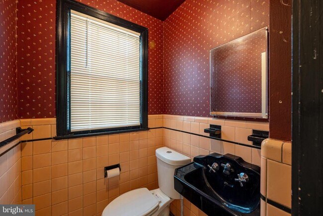 Foto del edificio - 5810 16th St NW