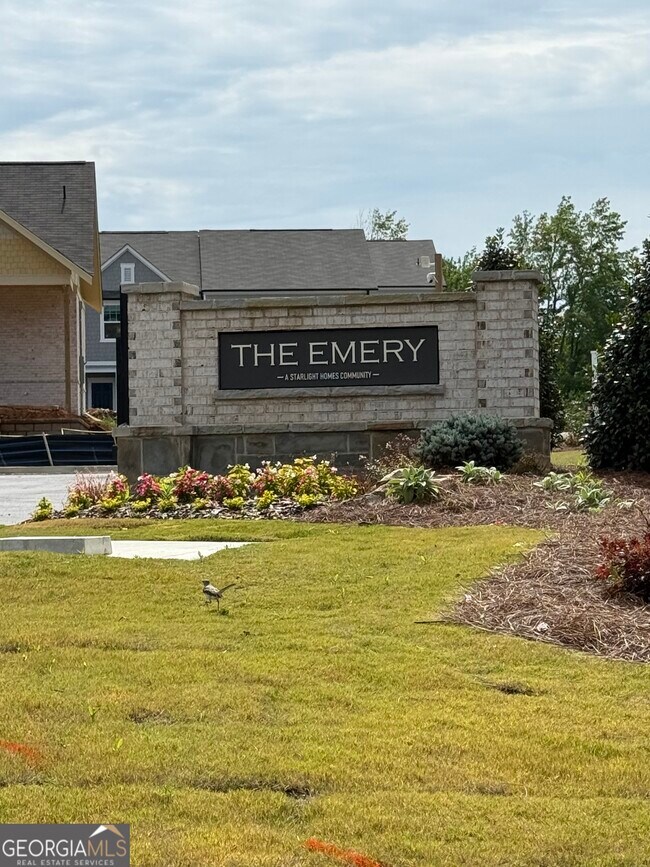 Building Photo - 301 Winston Way