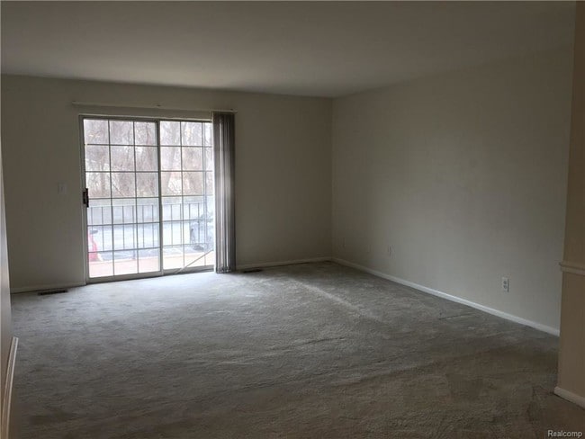 Building Photo - 30739 Shiawassee St