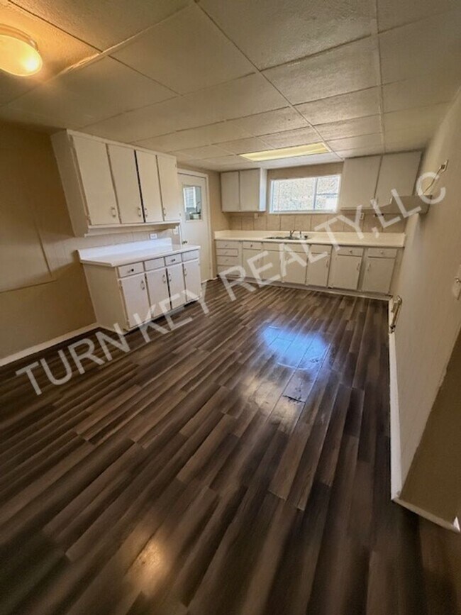 Foto del edificio - Home for rent in Forestdale **Accepts Section 8**