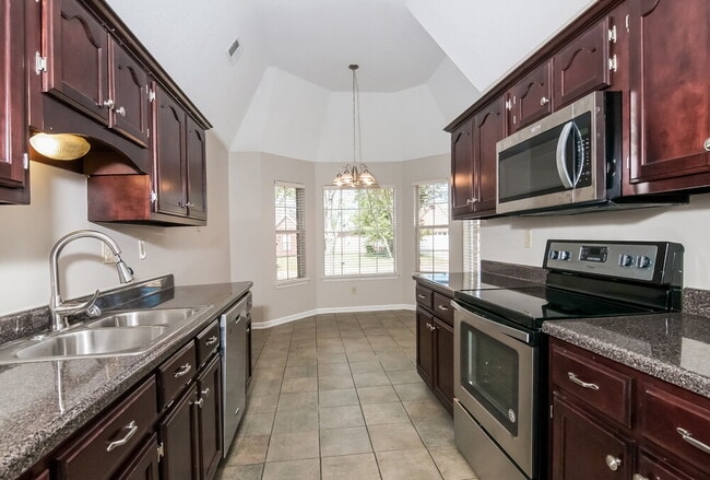 Foto del edificio - 8682 Cat Tail Dr