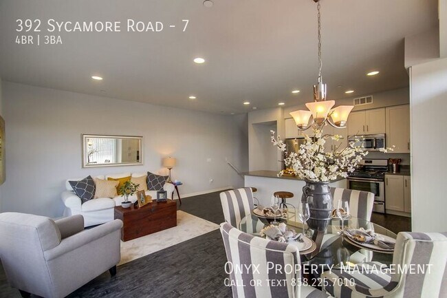 Foto del edificio - Newer Townhome Community! 4bd/3ba/2 Car Ga...