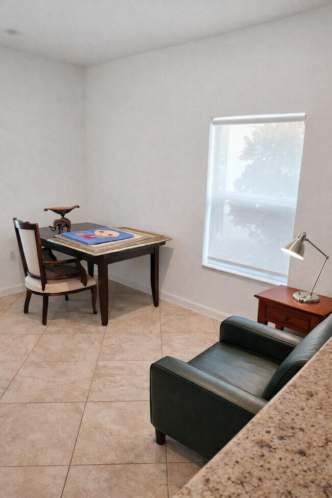 Foto del edificio - 2521 NW 31st Ct