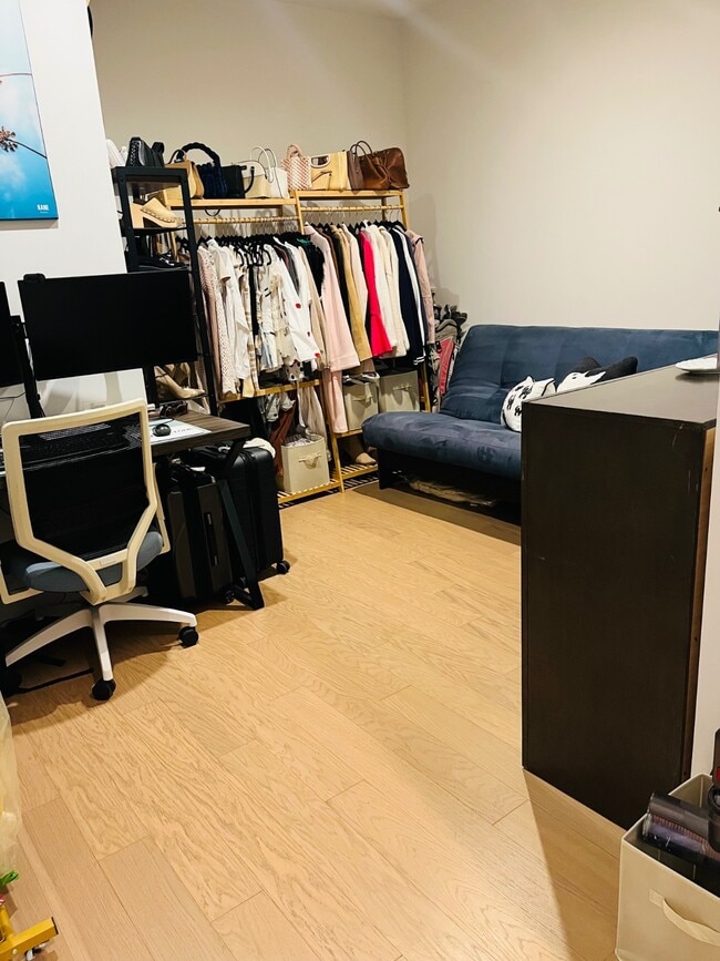 Building Photo - 180 Water St