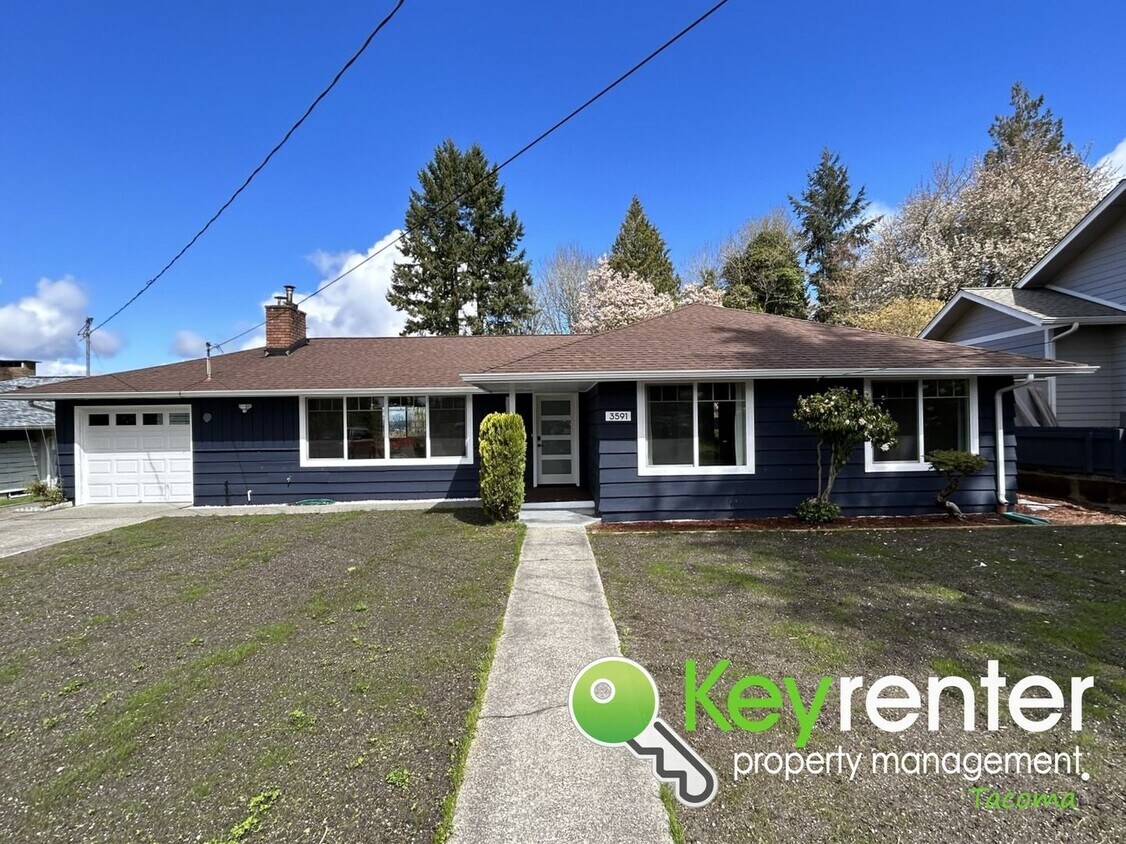 Primary Photo - Exceptional Port Orchard 3Bed/1Bath House