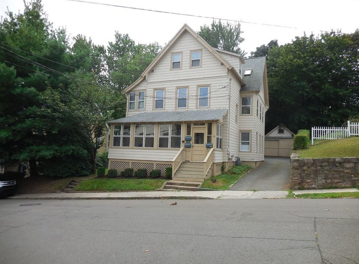 42 Hopson Ave Unit 3, Branford, CT 06405 Apartments in Branford, CT