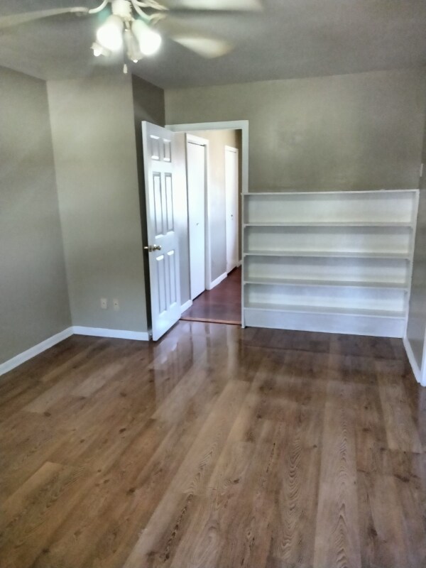 Building Photo - 3701 Sleeper Ave