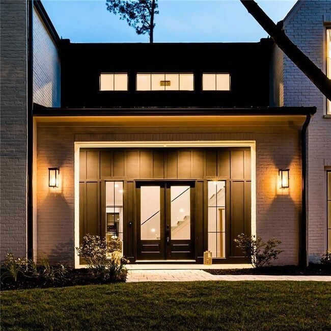 Foto del edificio - 2742 Winding Ln NE