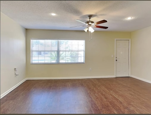 Foto del edificio - 609 Lakespur Ln