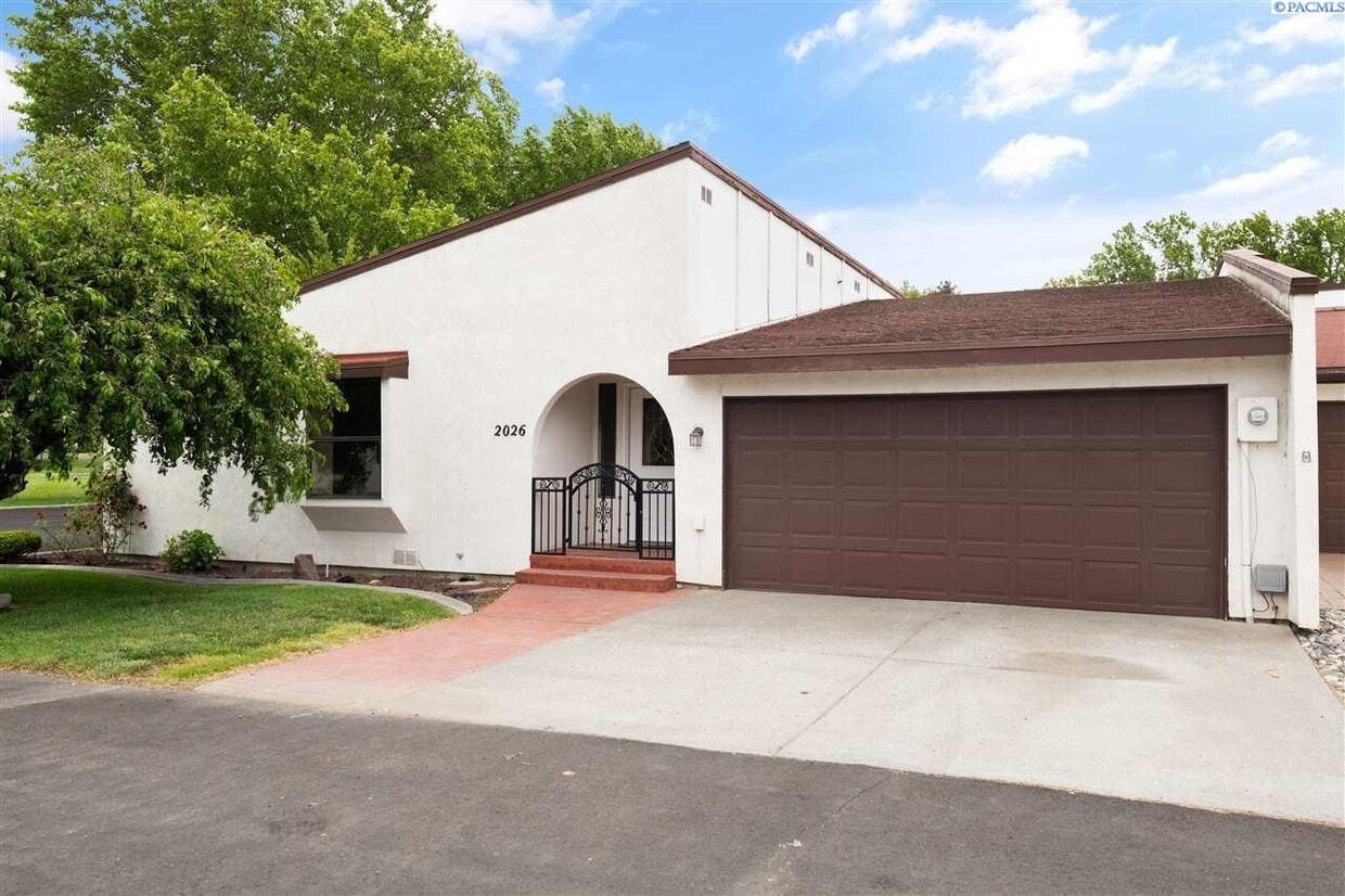 Primary Photo - FURNISHED Condo at Meadow Springs Country Club