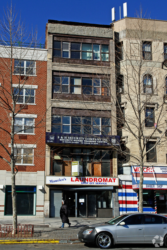 Foto del edificio - 151 Lenox Ave