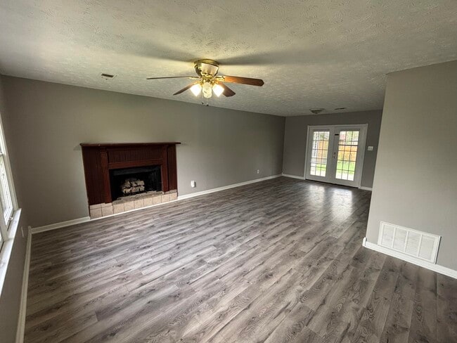 Foto del edificio - 3183 Beaver Creek Dr