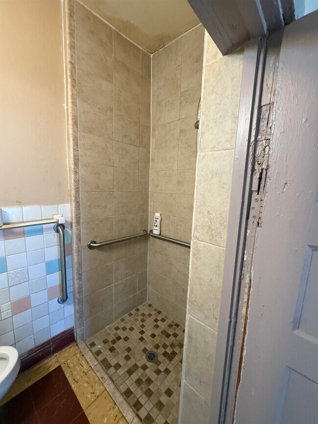 Foto del edificio - 3315 San Agustin Ave