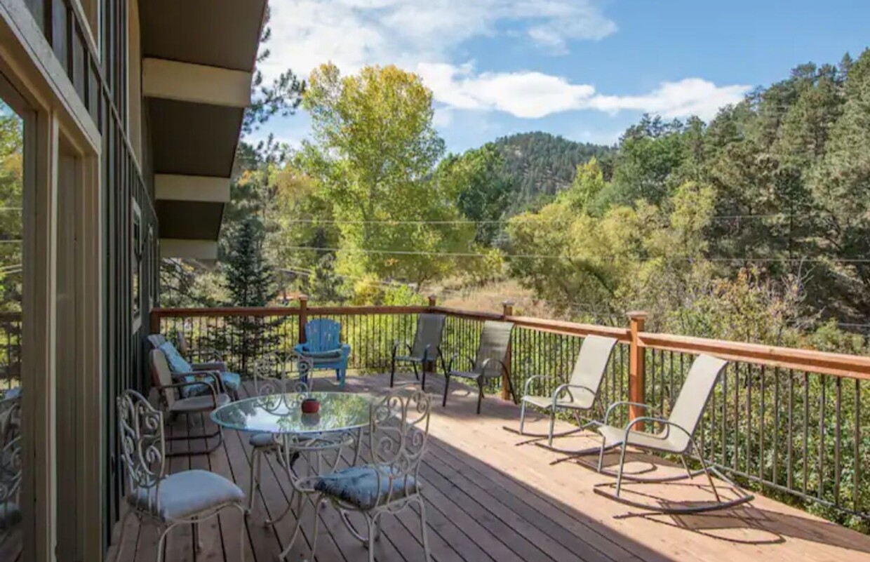 Foto principal - Available Now! Boulder's best kept secret....