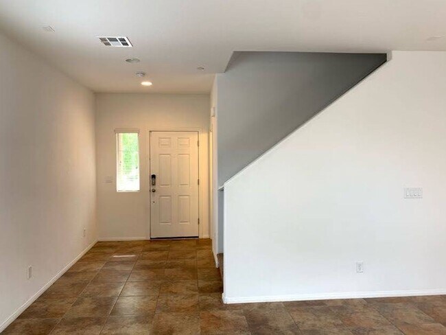 Foto del edificio - 7752 Broadloom Ct