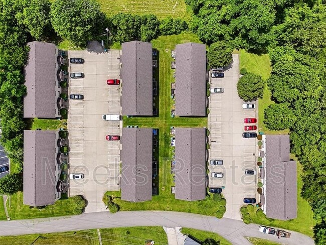 Building Photo - 120 Mt Vernon Ln