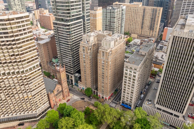 Aerial Photo - Rittenhouse Plaza