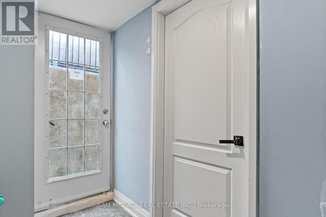 Photo du bâtiment - 1527 Chiddingstone Cir