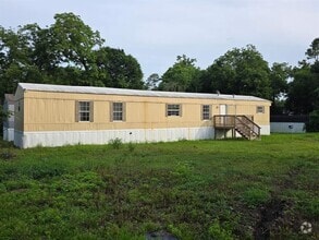 Building Photo - 5807 Fletcher St