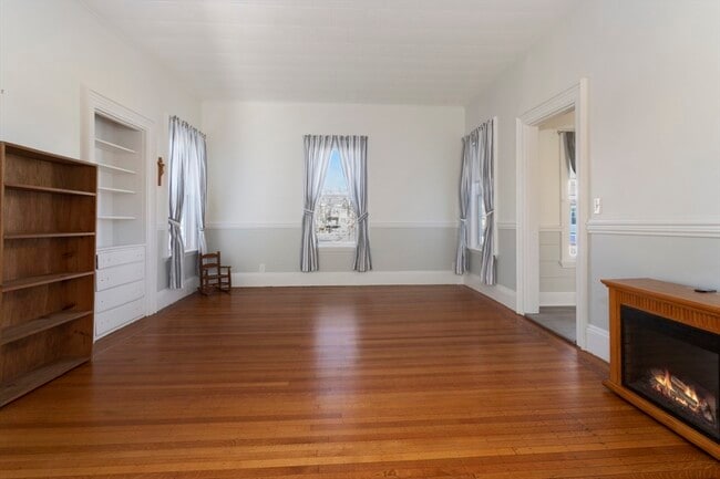 Foto del edificio - 128 Woburn St