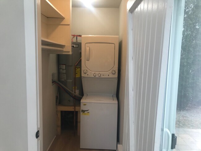 washer /dryer in unit - 81 Commerce St