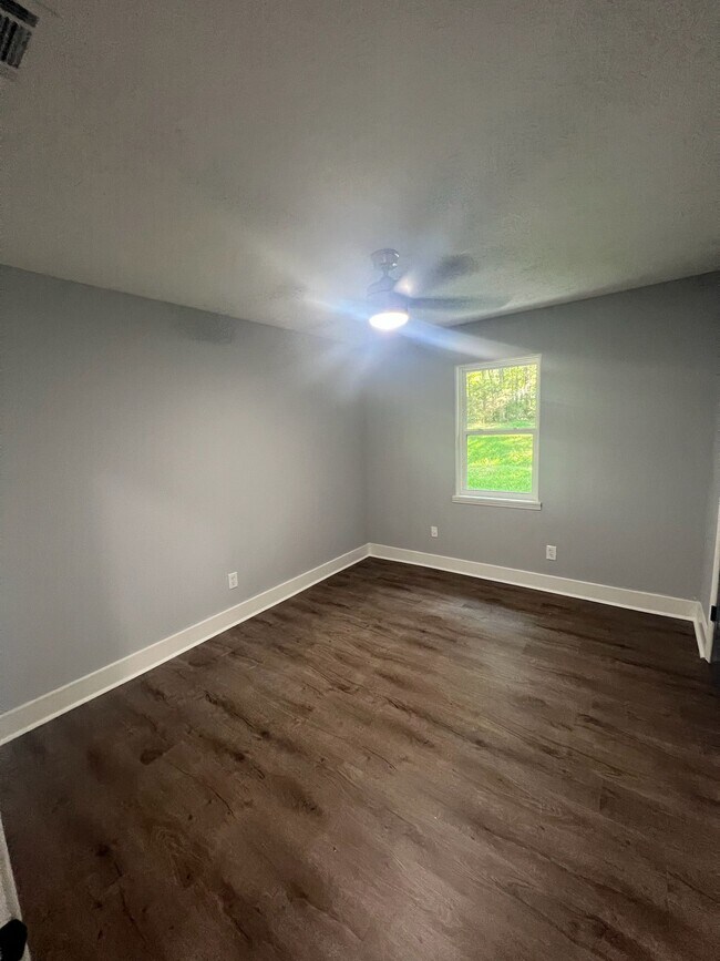 Foto del edificio - 125 Oak Park Ct