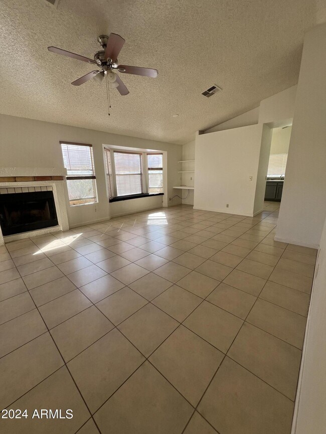 Building Photo - 4027 W Camino Del Rio
