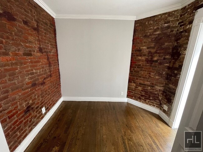 Building Photo - East 13th Street