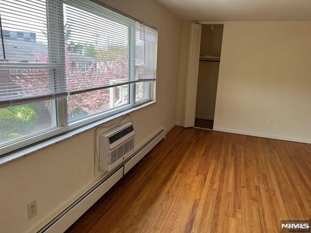 Foto del edificio - 455 Fairview Ave