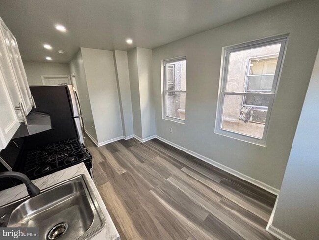 Foto del edificio - 223 S 49th St