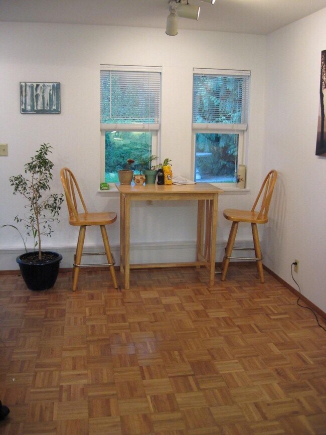 Foto del edificio - 9510 20th Ave NE