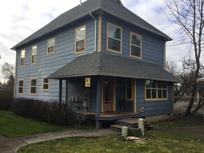 Building Photo - 190 N Jefferson St