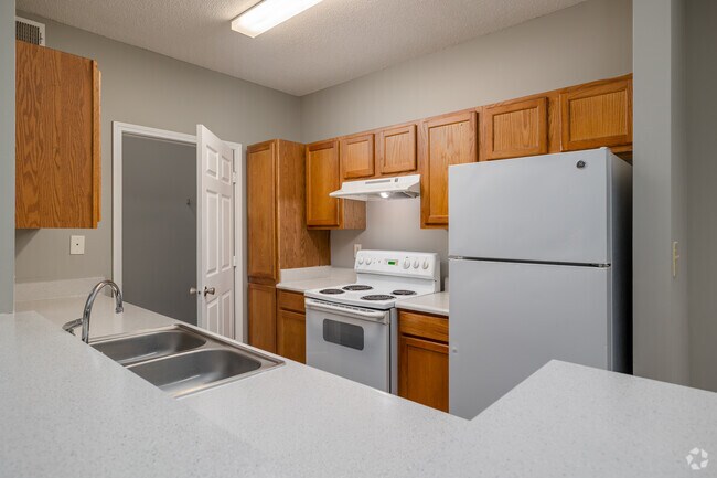 3 habitaciones, 2 baños, 129 m2, comedor - Magnolia Lake Apartments
