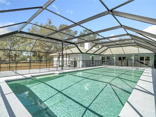 Foto del edificio - 13211 Pleasant Hill Farm Rd